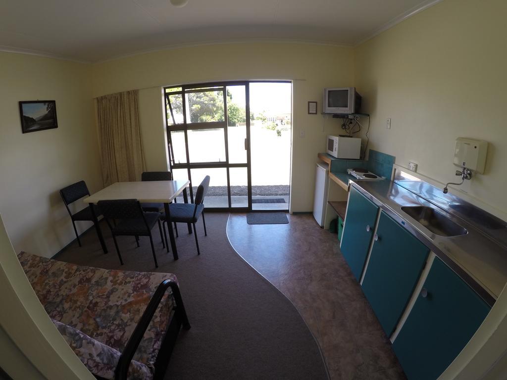 Opotiki Holiday Park Luaran gambar
